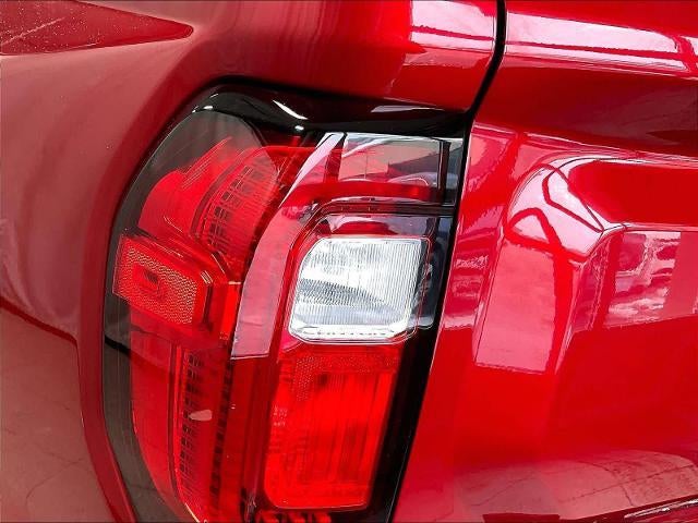 2025 GMC Canyon Crew Cab Short Box 4-Wheel Drive AT4