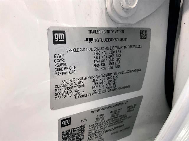 2024 GMC Sierra 1500 Crew Cab Short Box 4-Wheel Drive AT4