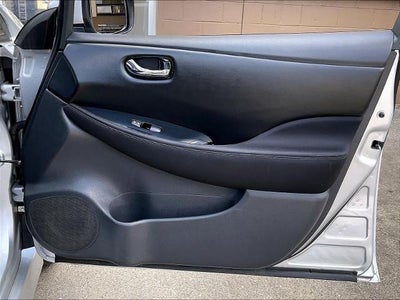 2018 Nissan LEAF SV Hatchback