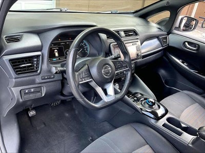 2018 Nissan LEAF SV Hatchback