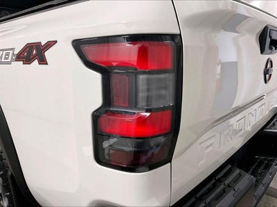 2023 Nissan Frontier Crew Cab 4x4 PRO-4X Auto