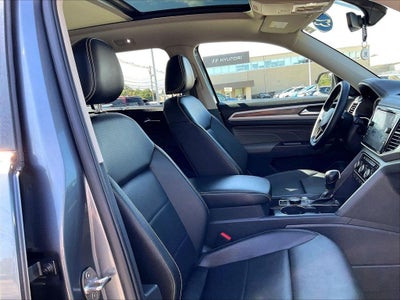 2023 Volkswagen Atlas 3.6L V6 SE w/Technology