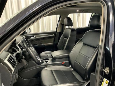 2021 Volkswagen Atlas 2021.5 3.6L V6 SE w/Technology R-Line 4MOTION