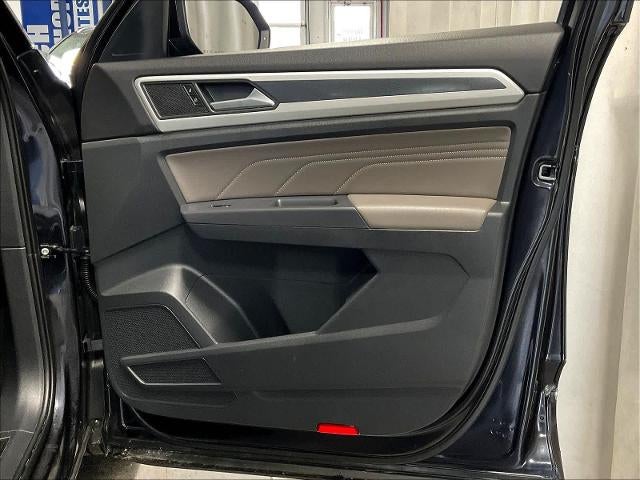 2021 Volkswagen Atlas 2021.5 3.6L V6 SE w/Technology R-Line 4MOTION