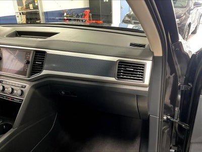 2021 Volkswagen Atlas 2021.5 3.6L V6 SE w/Technology R-Line 4MOTION