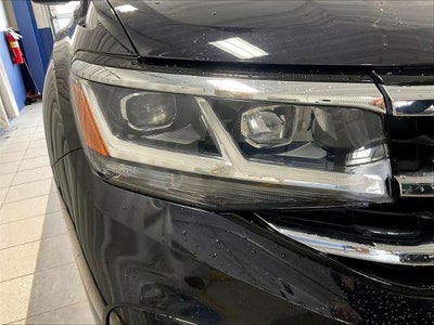 2021 Volkswagen Atlas 2021.5 3.6L V6 SE w/Technology R-Line 4MOTION
