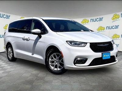 2023 Chrysler Pacifica Touring L FWD