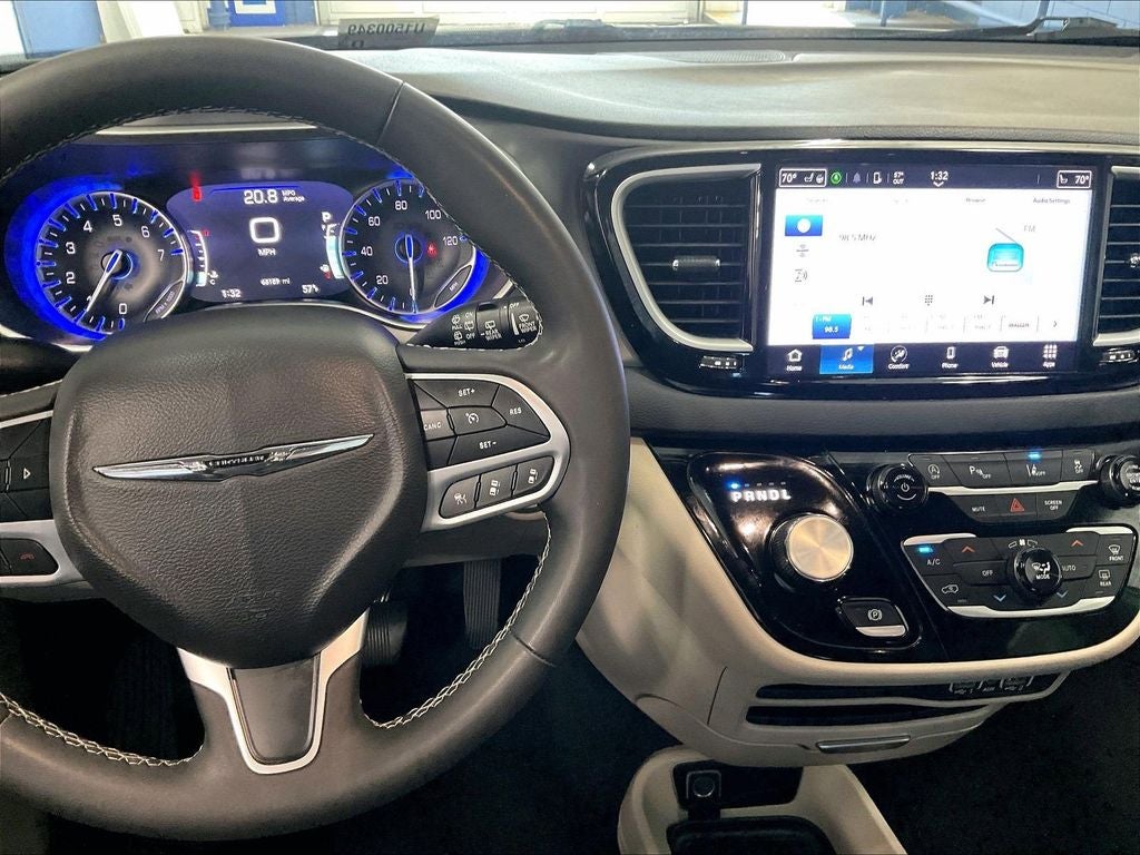 2023 Chrysler Pacifica Touring L FWD