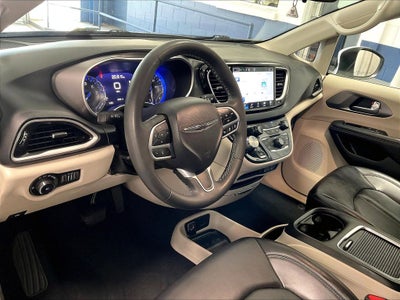 2023 Chrysler Pacifica Touring L FWD