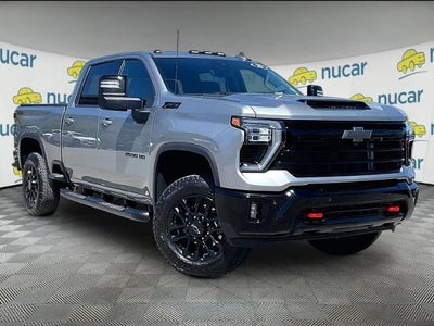 2025 Chevrolet Silverado 2500 HD Crew Cab Standard Box 4-Wheel Drive LTZ