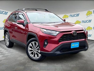 2025 Toyota RAV4 XLE Premium AWD (Natl)