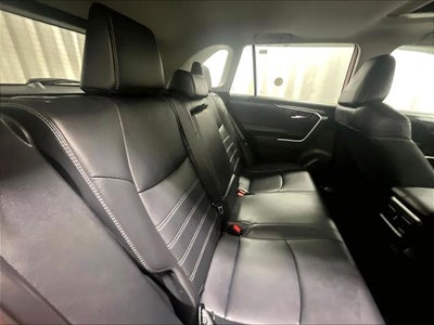 2025 Toyota RAV4 XLE Premium AWD (Natl)