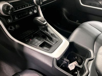 2025 Toyota RAV4 XLE Premium AWD (Natl)