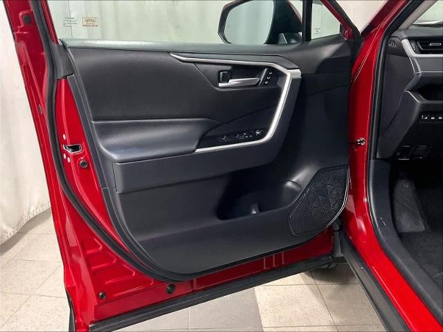 2025 Toyota RAV4 XLE Premium AWD (Natl)