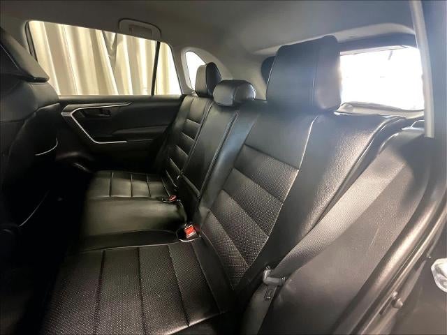 2021 Toyota RAV4 LE AWD (Natl)