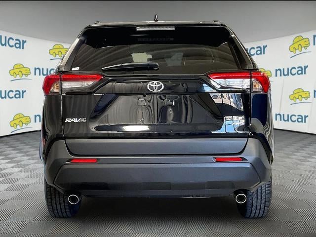 2021 Toyota RAV4 LE AWD (Natl)