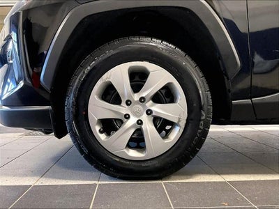2021 Toyota RAV4 LE AWD (Natl)