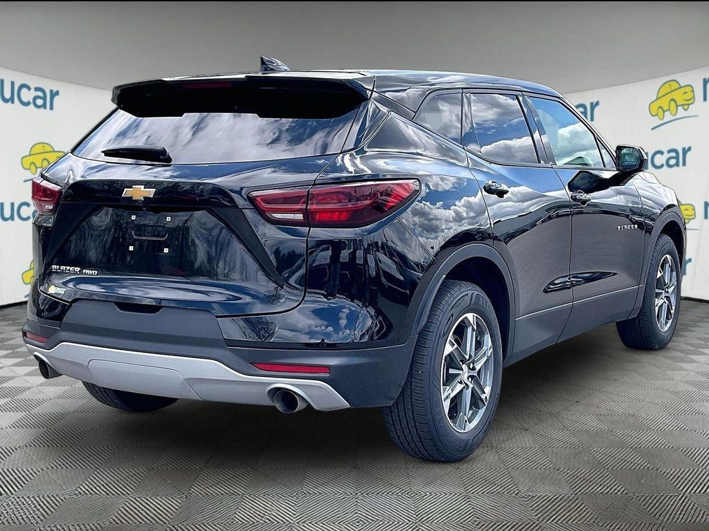 2025 Chevrolet Blazer LT