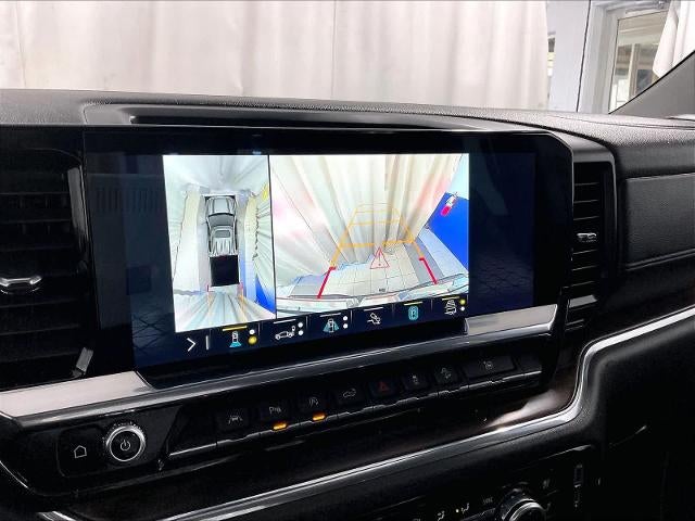 2022 GMC Sierra 1500 Crew Cab Short Box 4-Wheel Drive SLT