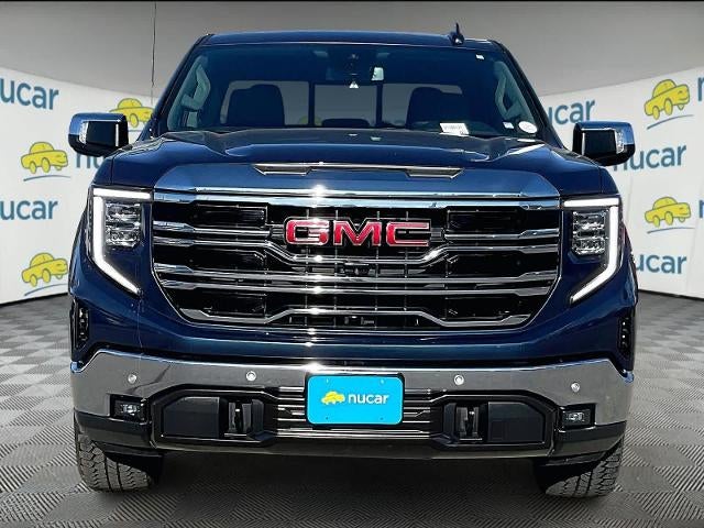 2022 GMC Sierra 1500 Crew Cab Short Box 4-Wheel Drive SLT