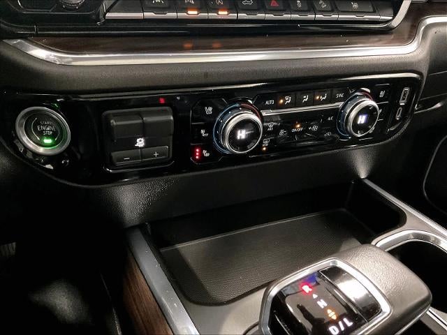 2022 GMC Sierra 1500 Crew Cab Short Box 4-Wheel Drive SLT