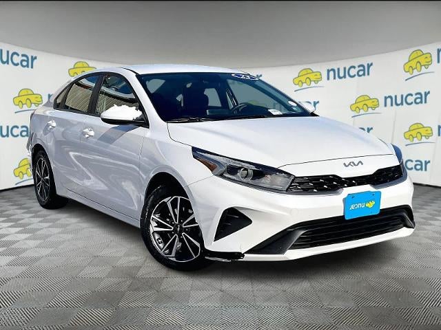 2023 Kia Forte LXS IVT