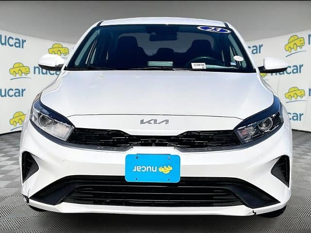 2023 Kia Forte LXS IVT