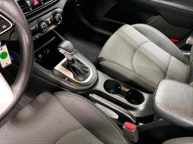 2023 Kia Forte LXS IVT