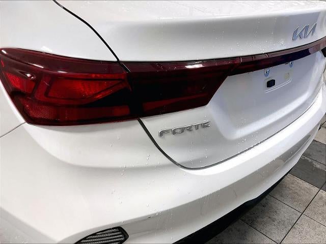 2023 Kia Forte LXS IVT