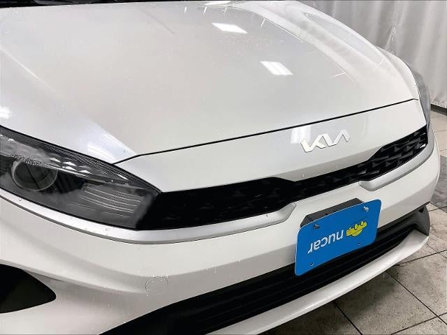 2023 Kia Forte LXS IVT