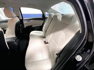 2023 Kia Forte LXS IVT