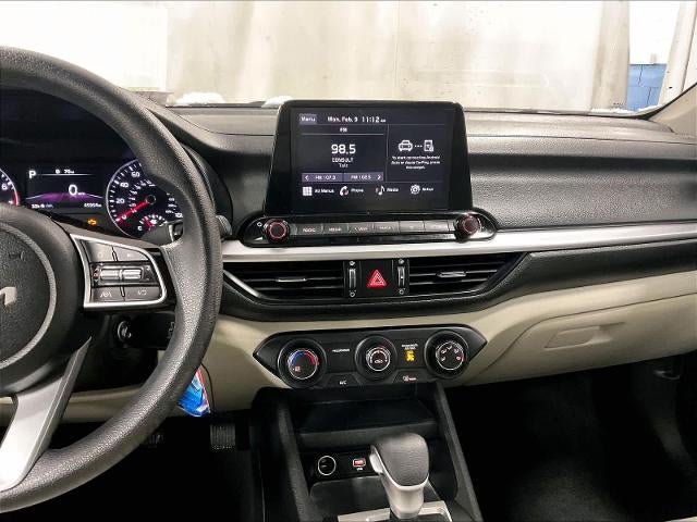 2023 Kia Forte LXS IVT