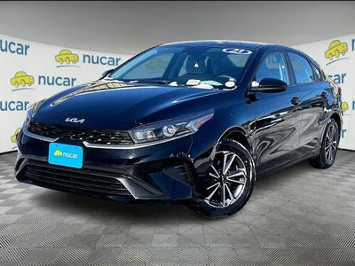 2023 Kia Forte LXS IVT