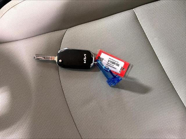 2023 Kia Forte LXS IVT