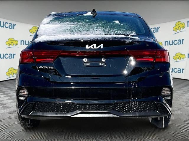 2023 Kia Forte LXS IVT