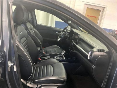 2024 Kia Forte GT-Line IVT