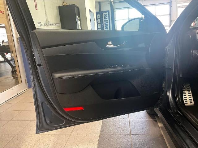 2024 Kia Forte GT-Line IVT