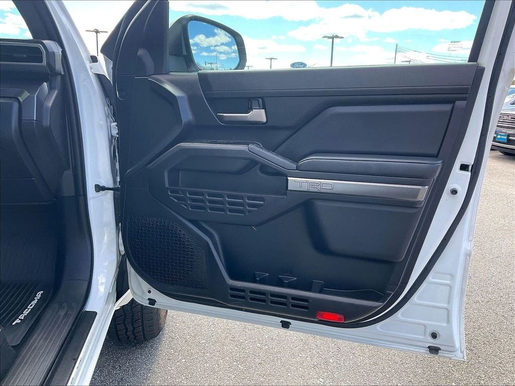 2025 Toyota Tacoma Hybrid TRD Sport