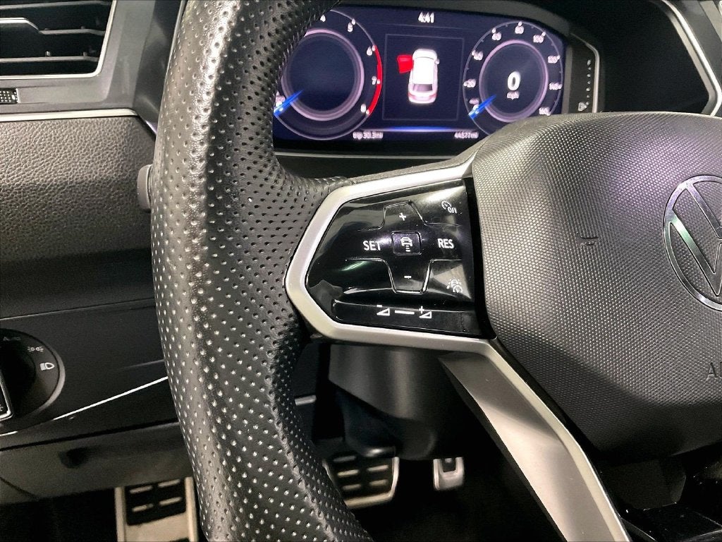 2024 Volkswagen Tiguan 2.0T SEL R-Line