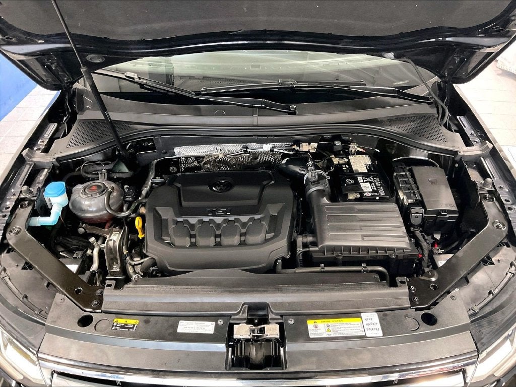 2024 Volkswagen Tiguan 2.0T SEL R-Line