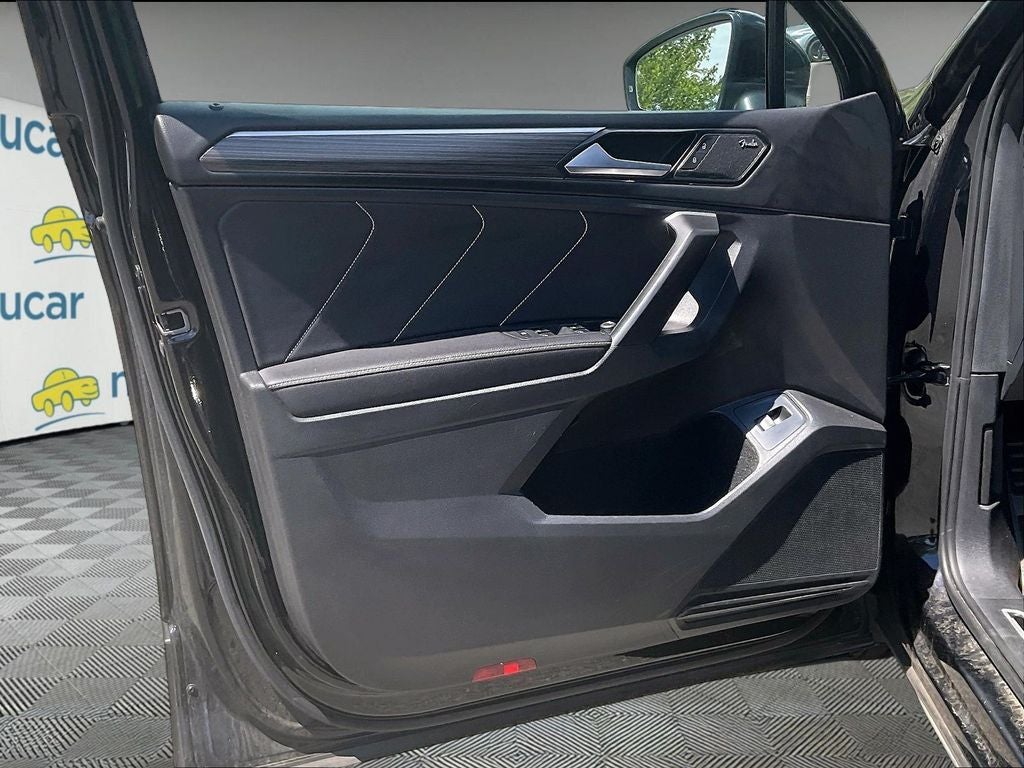 2024 Volkswagen Tiguan 2.0T SEL R-Line