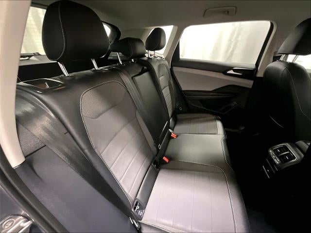 2022 Volkswagen Taos SE 4MOTION