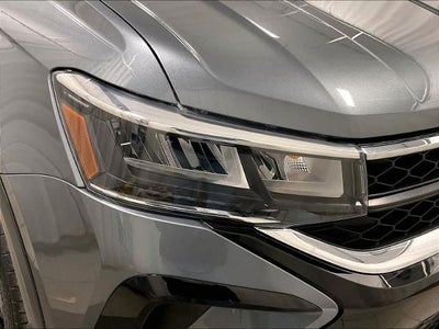 2022 Volkswagen Taos SE 4MOTION