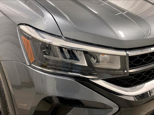 2022 Volkswagen Taos SE 4MOTION