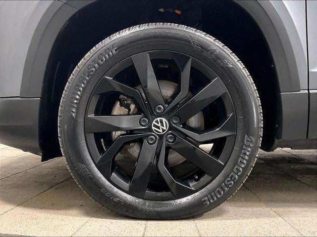 2022 Volkswagen Taos SE 4MOTION