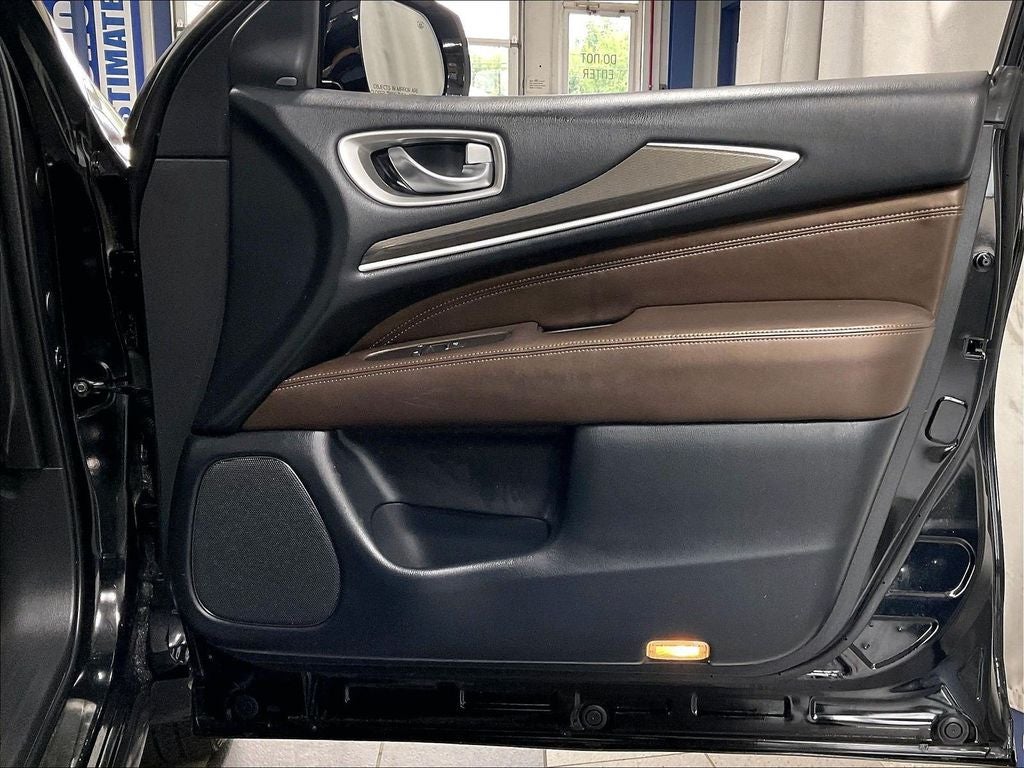 2019 INFINITI QX60 LUXE