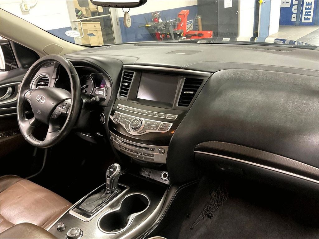2019 INFINITI QX60 LUXE