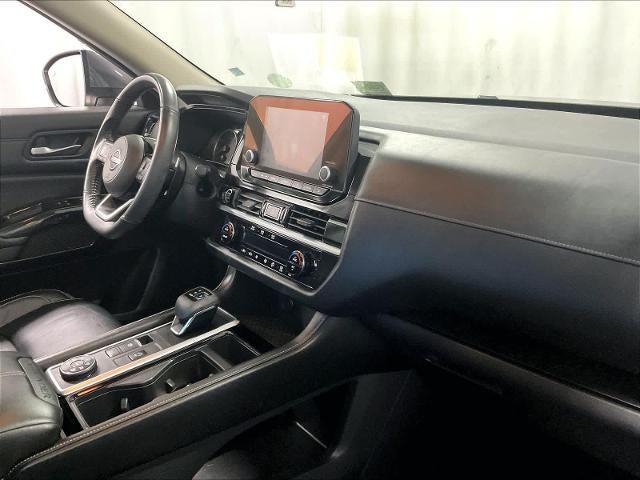 2022 Nissan Pathfinder SV 4WD