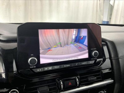 2022 Nissan Pathfinder SV 4WD