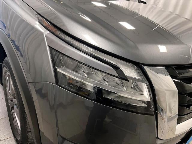 2022 Nissan Pathfinder SV 4WD